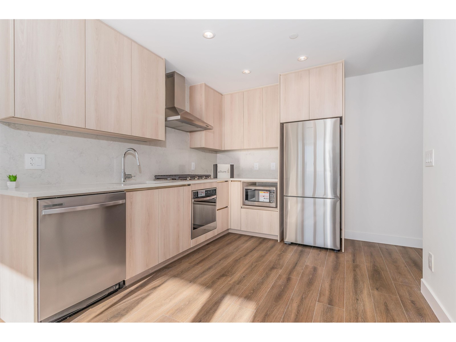 4305 10750 135a Street, Surrey, British Columbia  V3T 0V4 - Photo 4 - R2961344
