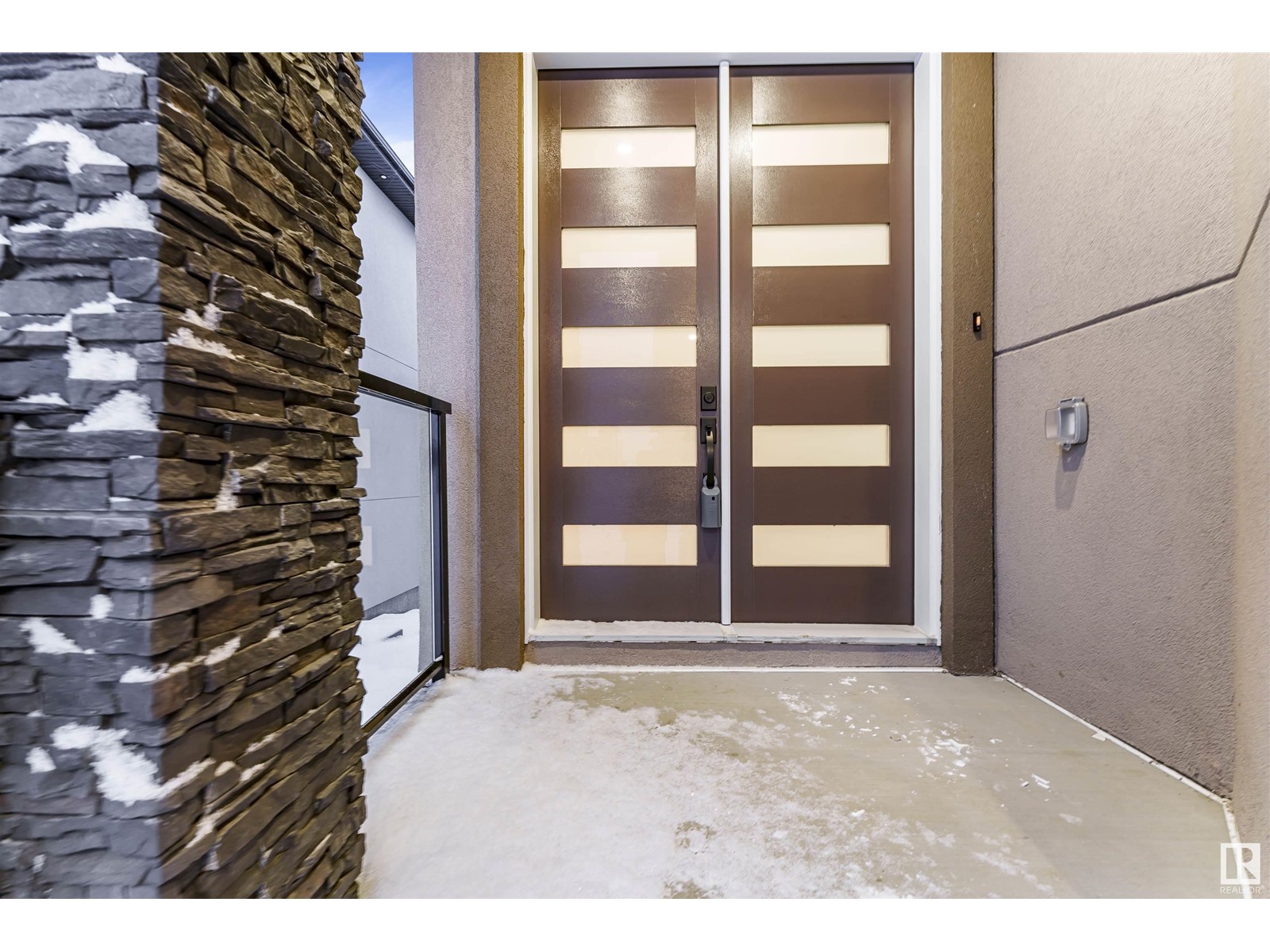 Property at #2507 63 AVE NE image 5