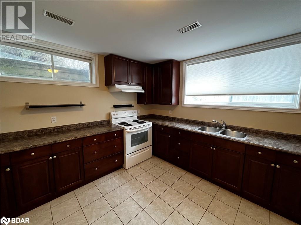 62 Lions Gate Boulevard Unit# Lower, Barrie, Ontario  L4M 7E4 - Photo 13 - 40694275