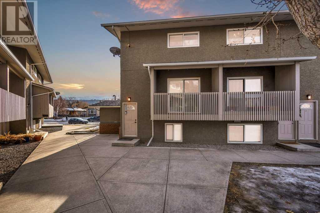 1, 8112 36 Avenue NW, calgary, Alberta