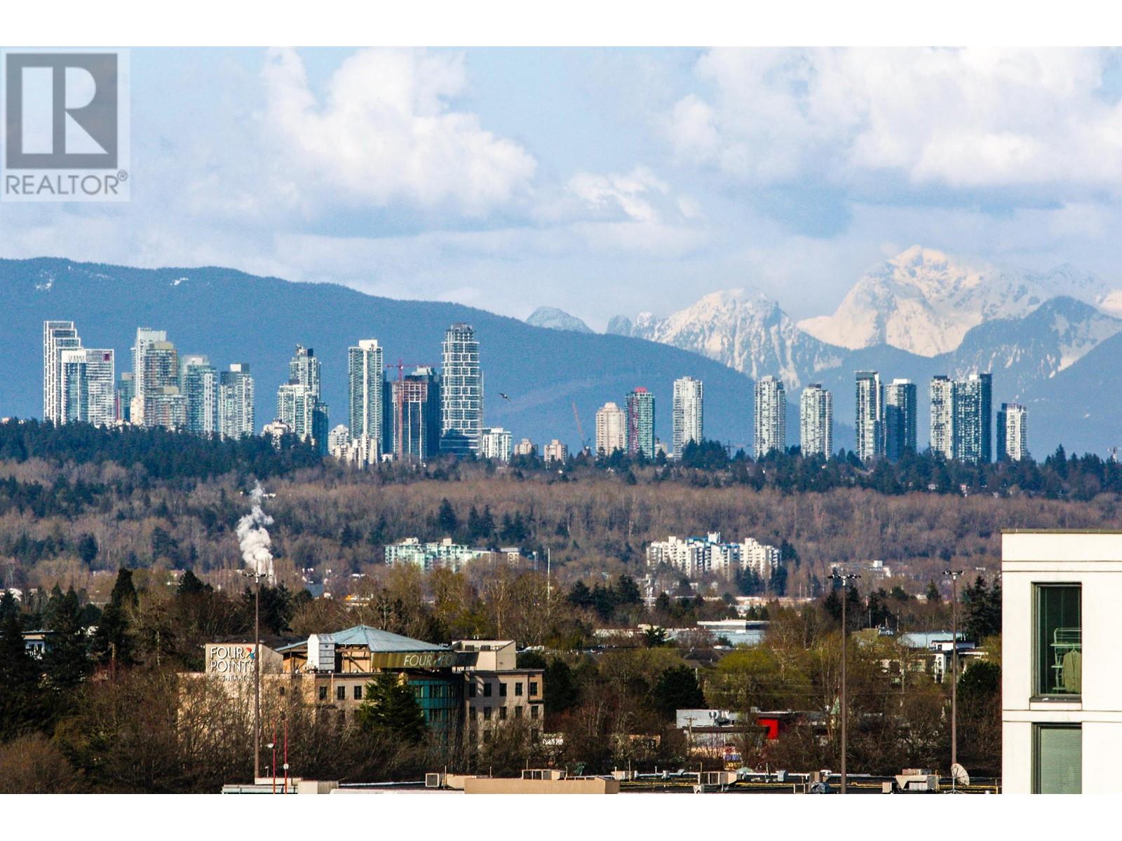 Listing Picture 13 of 24 : 1203 5788 GILBERT ROAD, Richmond / 烈治文 - 魯藝地產 Yvonne Lu Group - MLS Medallion Club Member