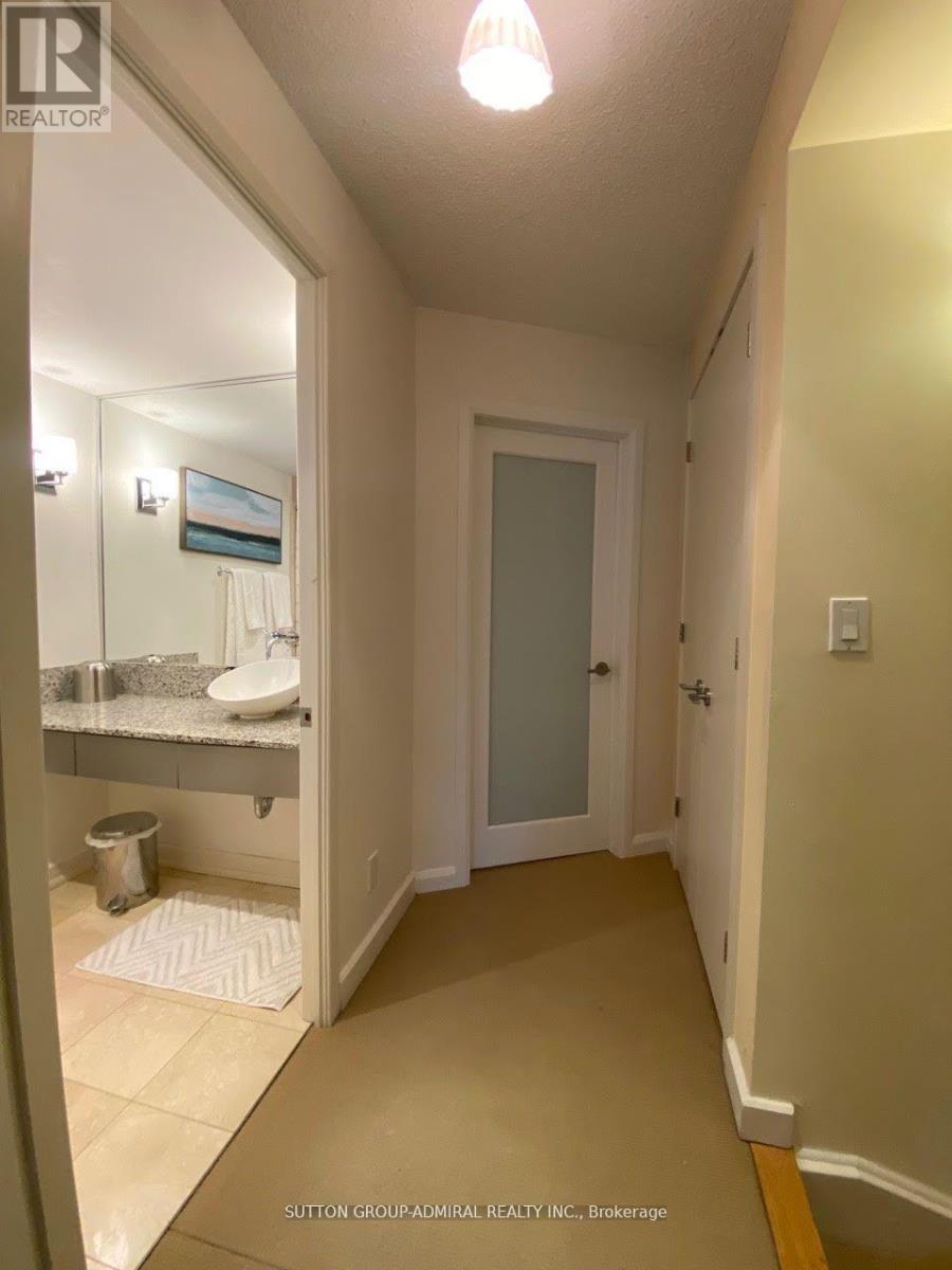 723 - 36 Blue Jays Way, Toronto, Ontario  M5V 3T3 - Photo 14 - C11915573