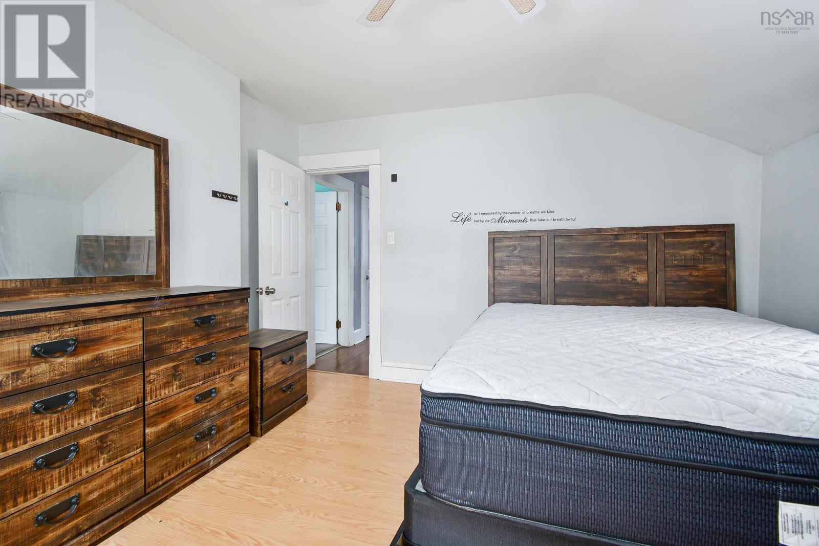 297 Cottage Road, Sydney, Nova Scotia  B1P 2E7 - Photo 20 - 202502081