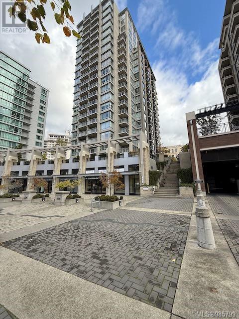 Property at 1010 751 Fairfield Rd image 1