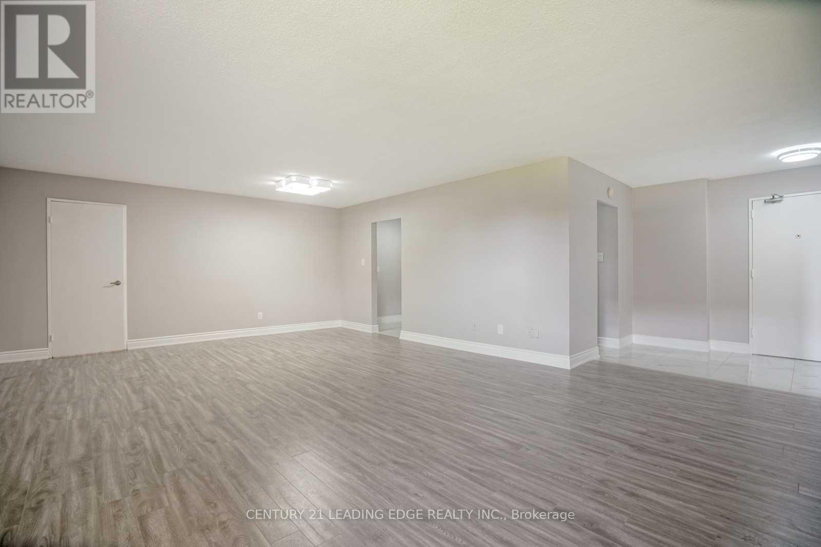 Property at 207 - 180 MARKHAM ROAD image 3