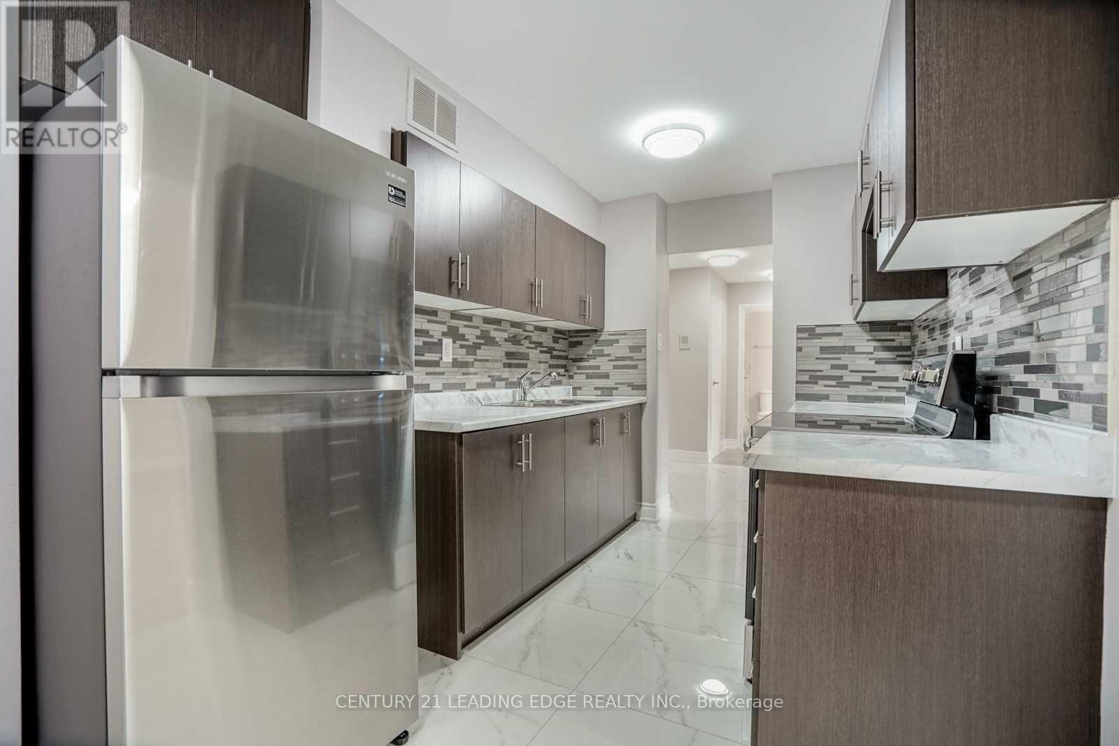 Property at 207 - 180 MARKHAM ROAD image 5
