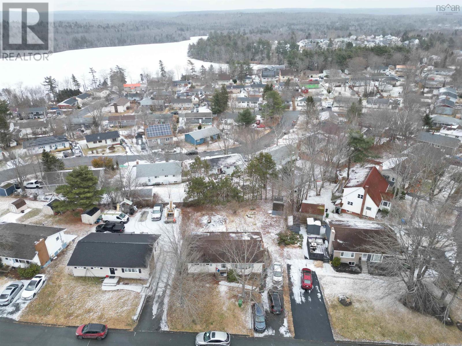 7 Haviland Street, Lower Sackville, Nova Scotia  B4C 1Y8 - Photo 3 - 202502089