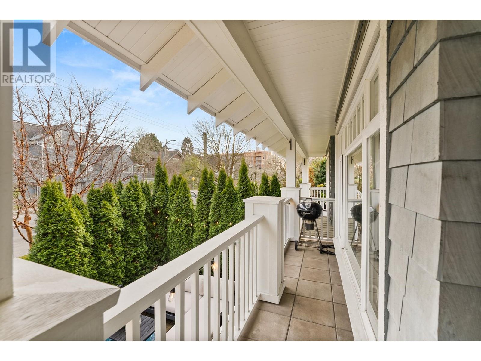 Listing Picture 28 of 31 : 8 1803 MACDONALD STREET, Vancouver / 溫哥華 - 魯藝地產 Yvonne Lu Group - MLS Medallion Club Member