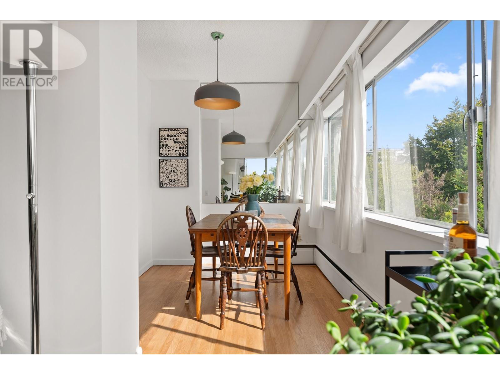 Listing Picture 14 of 37 : 503 2095 BEACH AVENUE, Vancouver / 溫哥華 - 魯藝地產 Yvonne Lu Group - MLS Medallion Club Member