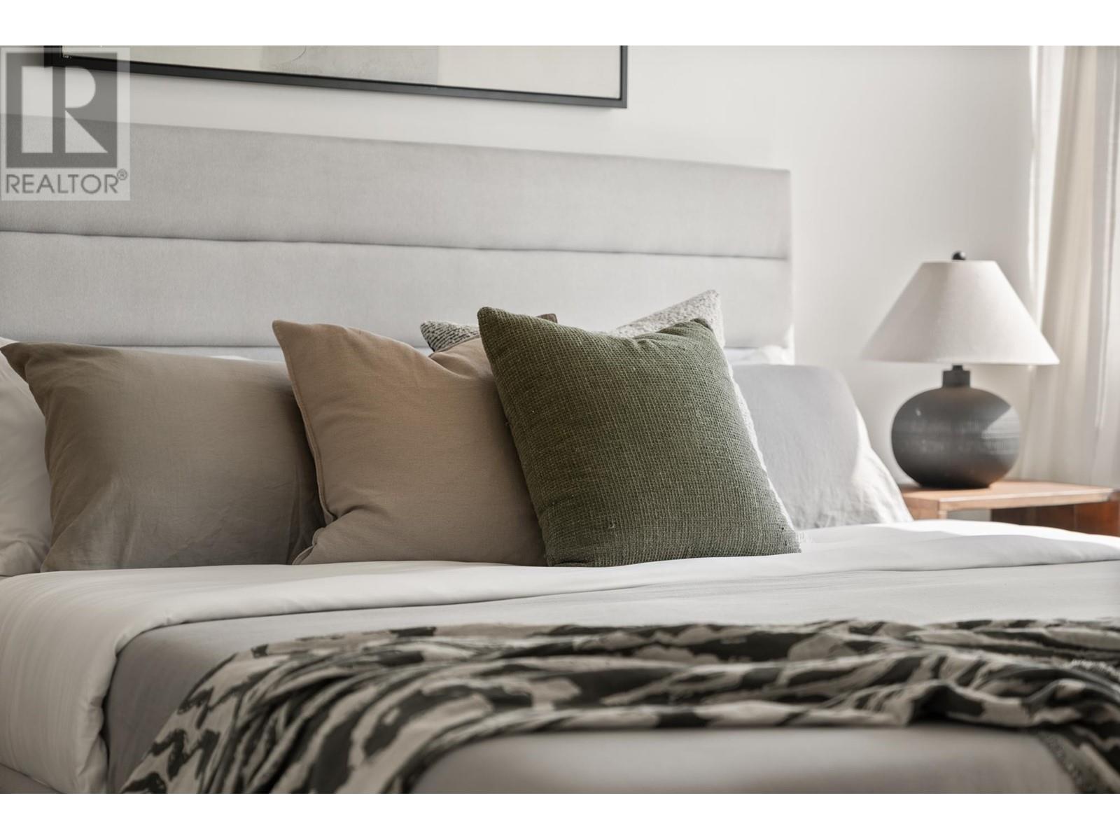 Listing Picture 27 of 37 : 503 2095 BEACH AVENUE, Vancouver / 溫哥華 - 魯藝地產 Yvonne Lu Group - MLS Medallion Club Member