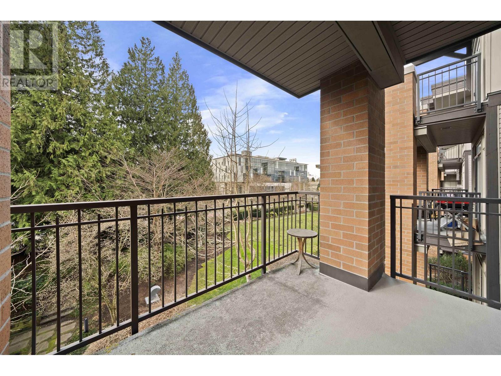 Listing Picture 30 of 40 : 315 2250 WESBROOK MALL, Vancouver / 溫哥華 - 魯藝地產 Yvonne Lu Group - MLS Medallion Club Member