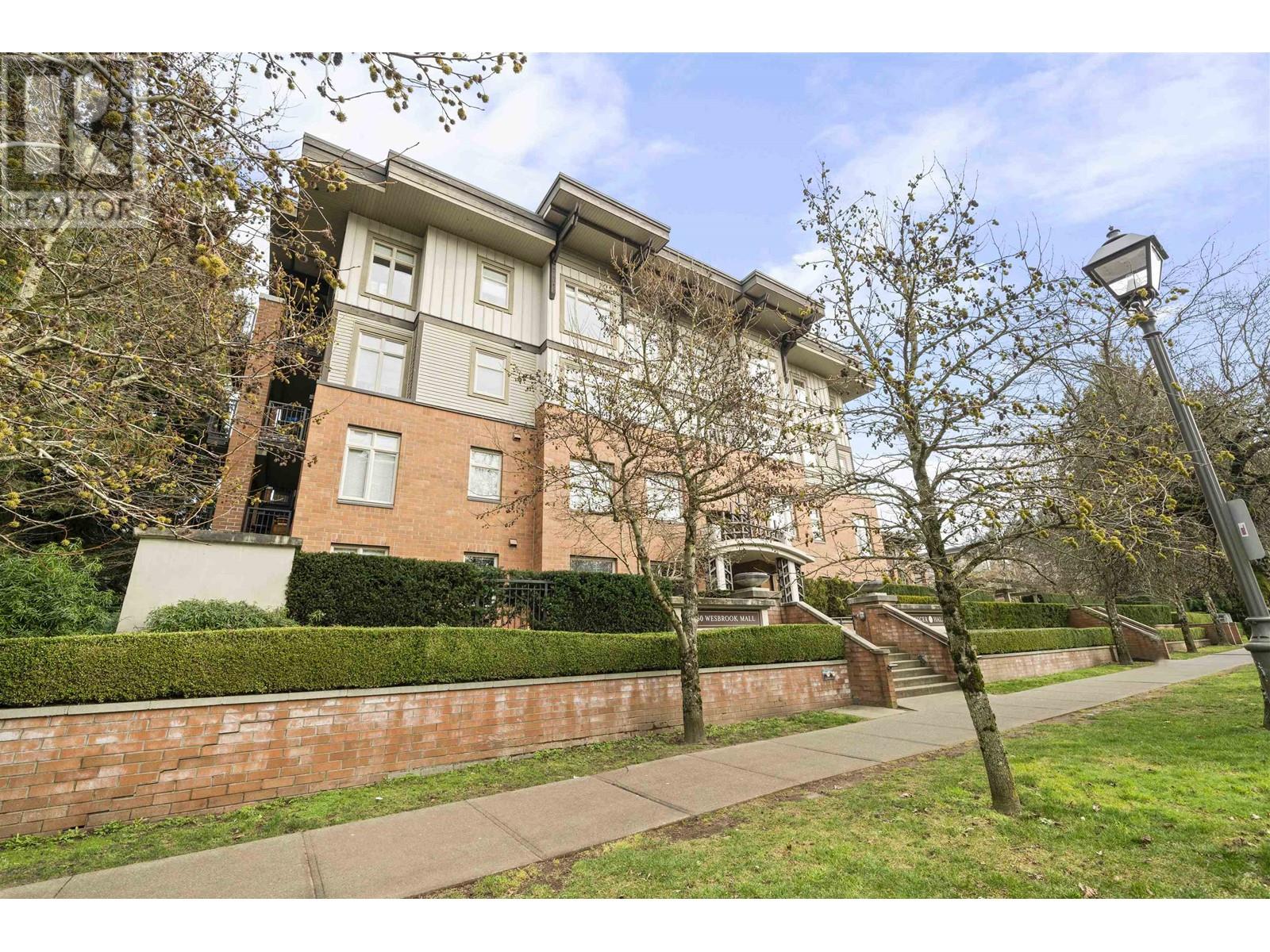 Listing Picture 35 of 40 : 315 2250 WESBROOK MALL, Vancouver / 溫哥華 - 魯藝地產 Yvonne Lu Group - MLS Medallion Club Member