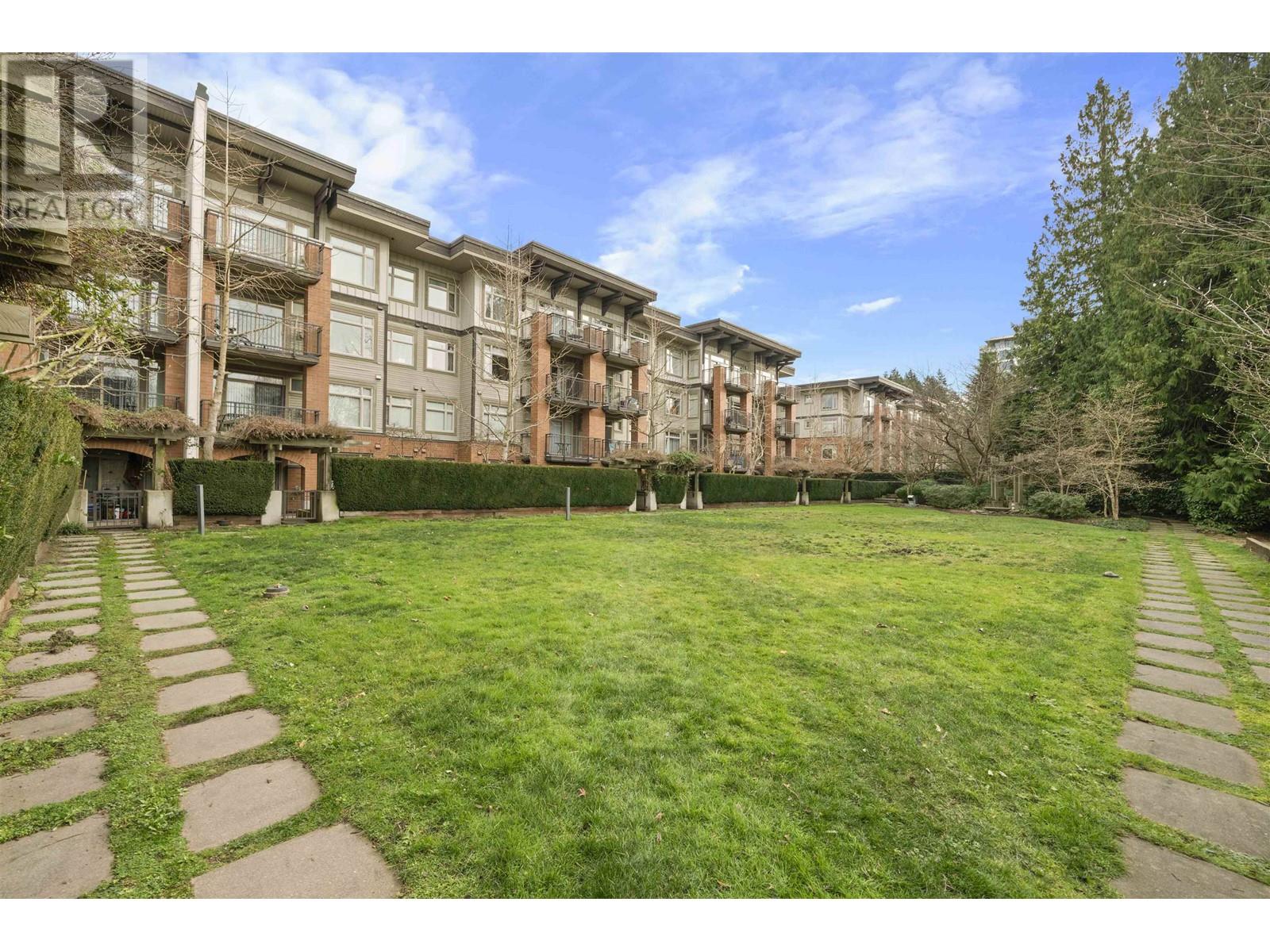 Listing Picture 36 of 40 : 315 2250 WESBROOK MALL, Vancouver / 溫哥華 - 魯藝地產 Yvonne Lu Group - MLS Medallion Club Member