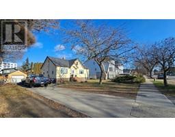 828 Dehart Avenue, kelowna, British Columbia