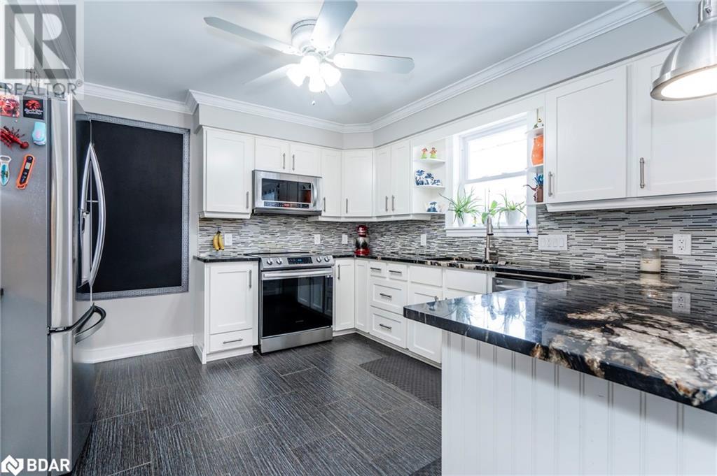 16 Smart Court, Collingwood, Ontario  L9Y 4S1 - Photo 4 - 40694891