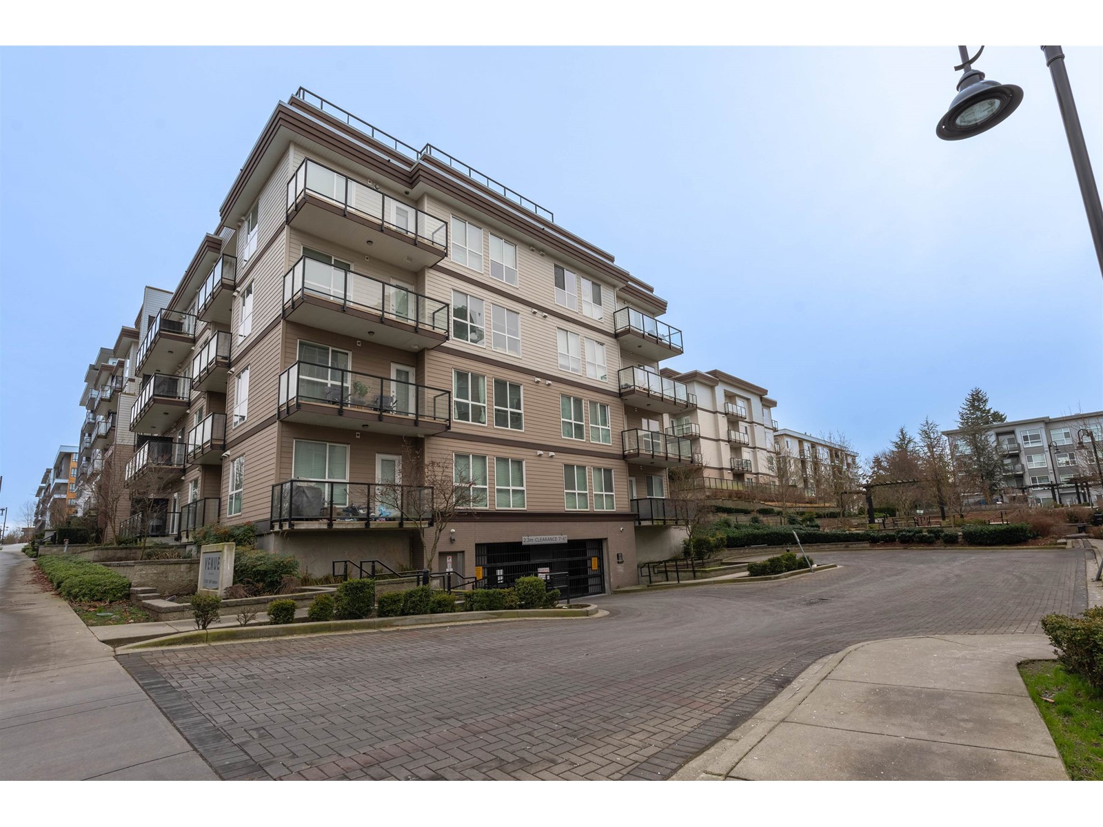 528 13768 108 Avenue, Surrey, British Columbia  V3T 0L9 - Photo 2 - R2960219