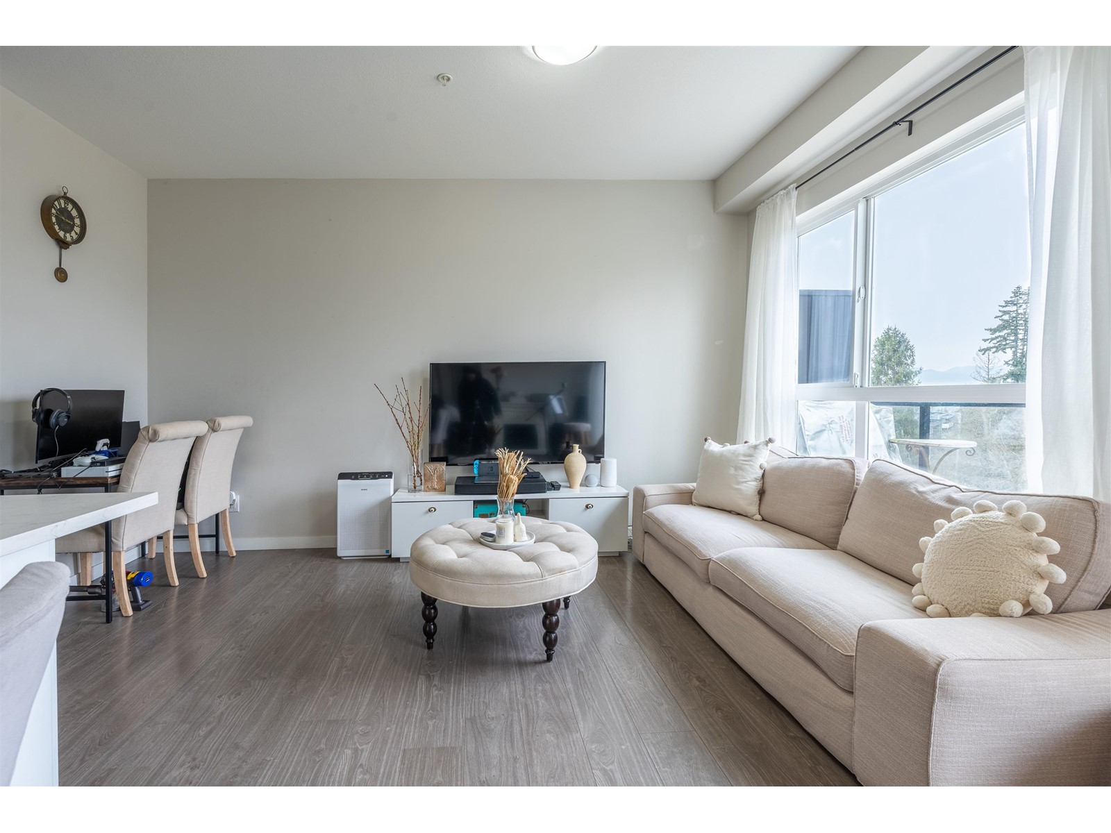 528 13768 108 Avenue, Surrey, British Columbia  V3T 0L9 - Photo 4 - R2960219