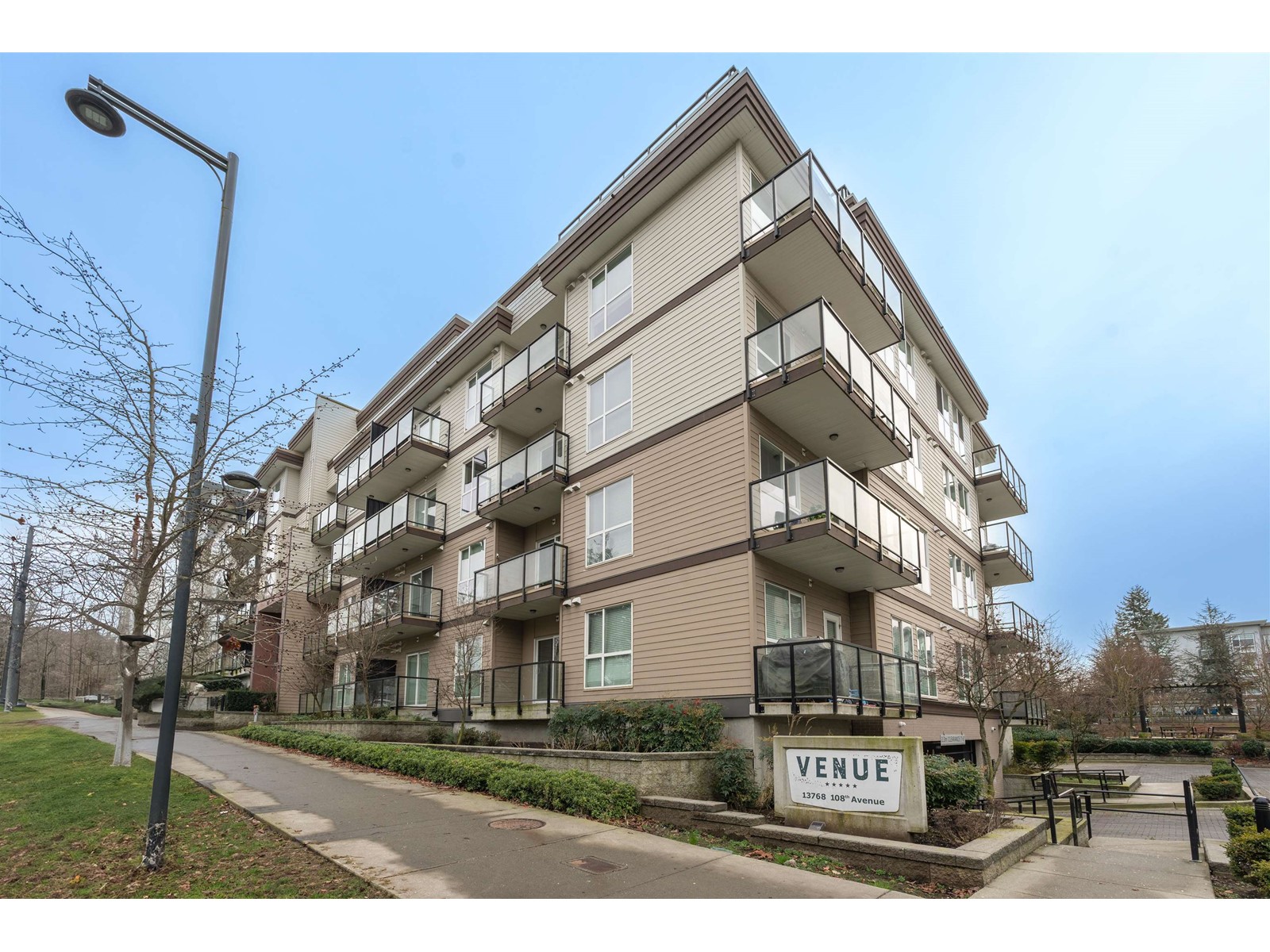 528 13768 108 Avenue, Surrey, British Columbia  V3T 0L9 - Photo 1 - R2960219