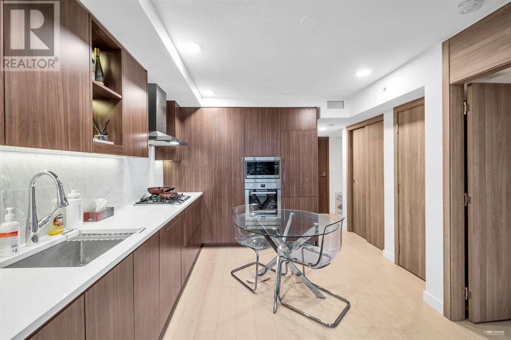 Listing Picture 2 of 18 : 611 3300 KETCHESON ROAD, Richmond / 烈治文 - 魯藝地產 Yvonne Lu Group - MLS Medallion Club Member