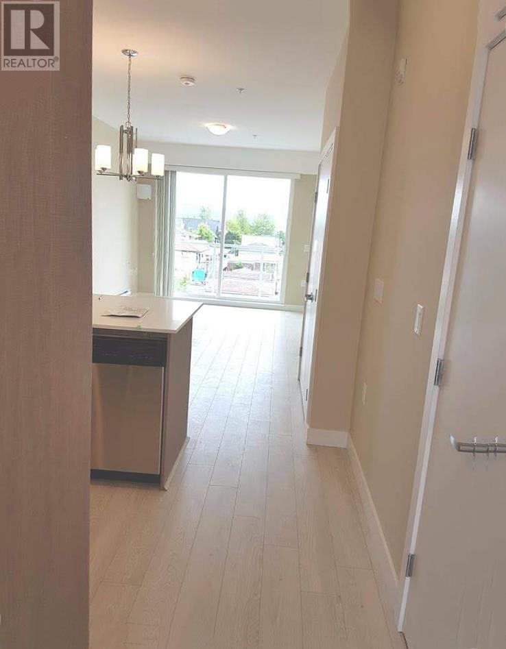 Listing Picture 5 of 19 : PH16 1838 RENFREW STREET, Vancouver / 溫哥華 - 魯藝地產 Yvonne Lu Group - MLS Medallion Club Member