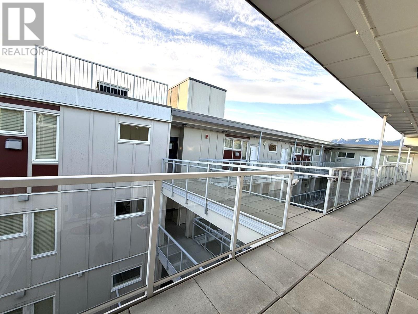 Listing Picture 14 of 19 : PH16 1838 RENFREW STREET, Vancouver / 溫哥華 - 魯藝地產 Yvonne Lu Group - MLS Medallion Club Member