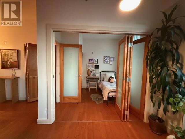 220 2515 ONTARIO STREET