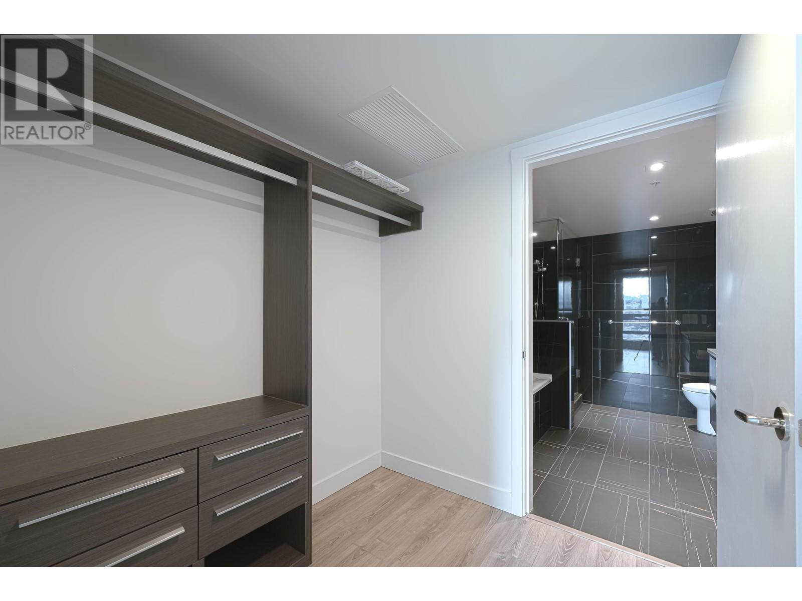 Listing Picture 9 of 23 : 858 6320 NO. 3 ROAD, Richmond / 烈治文 - 魯藝地產 Yvonne Lu Group - MLS Medallion Club Member