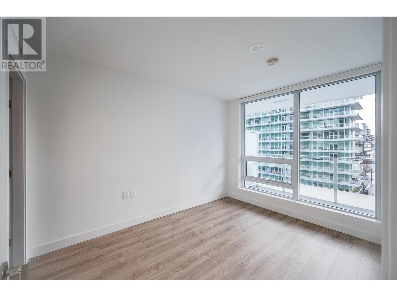 Listing Picture 14 of 23 : 858 6320 NO. 3 ROAD, Richmond / 烈治文 - 魯藝地產 Yvonne Lu Group - MLS Medallion Club Member