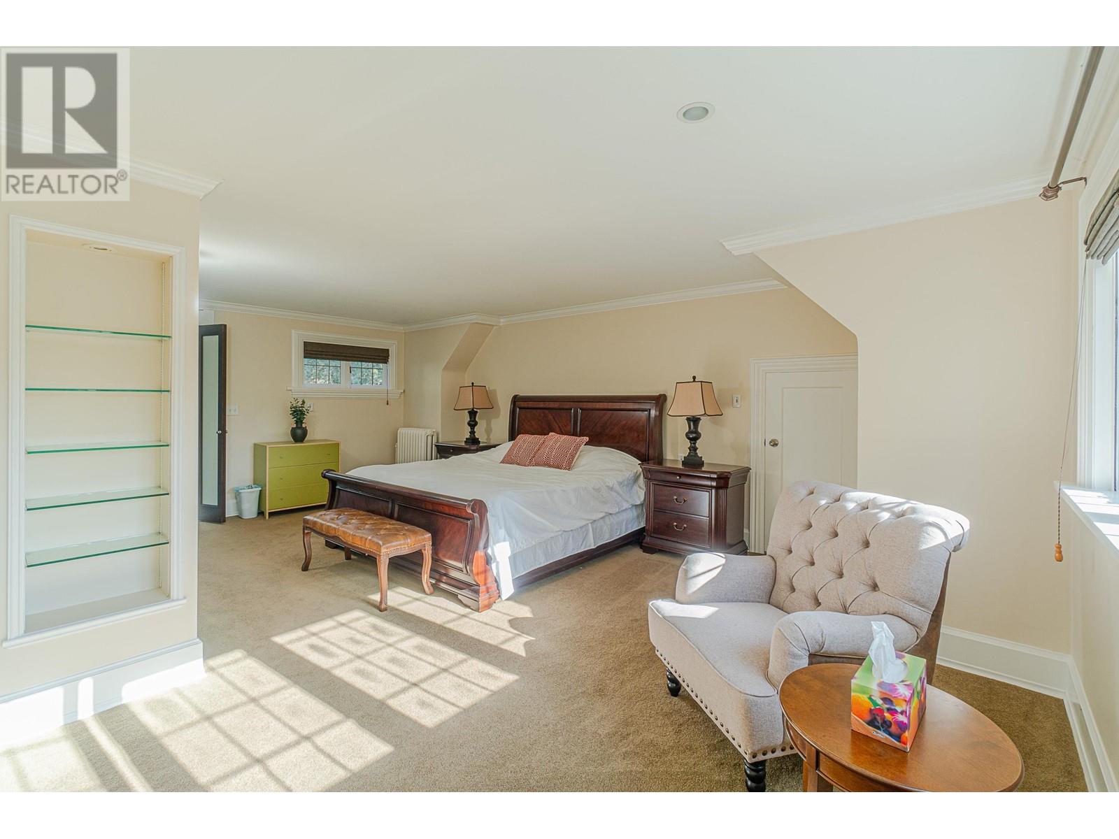 Listing Picture 29 of 39 : 1667 W 40TH AVENUE, Vancouver / 溫哥華 - 魯藝地產 Yvonne Lu Group - MLS Medallion Club Member