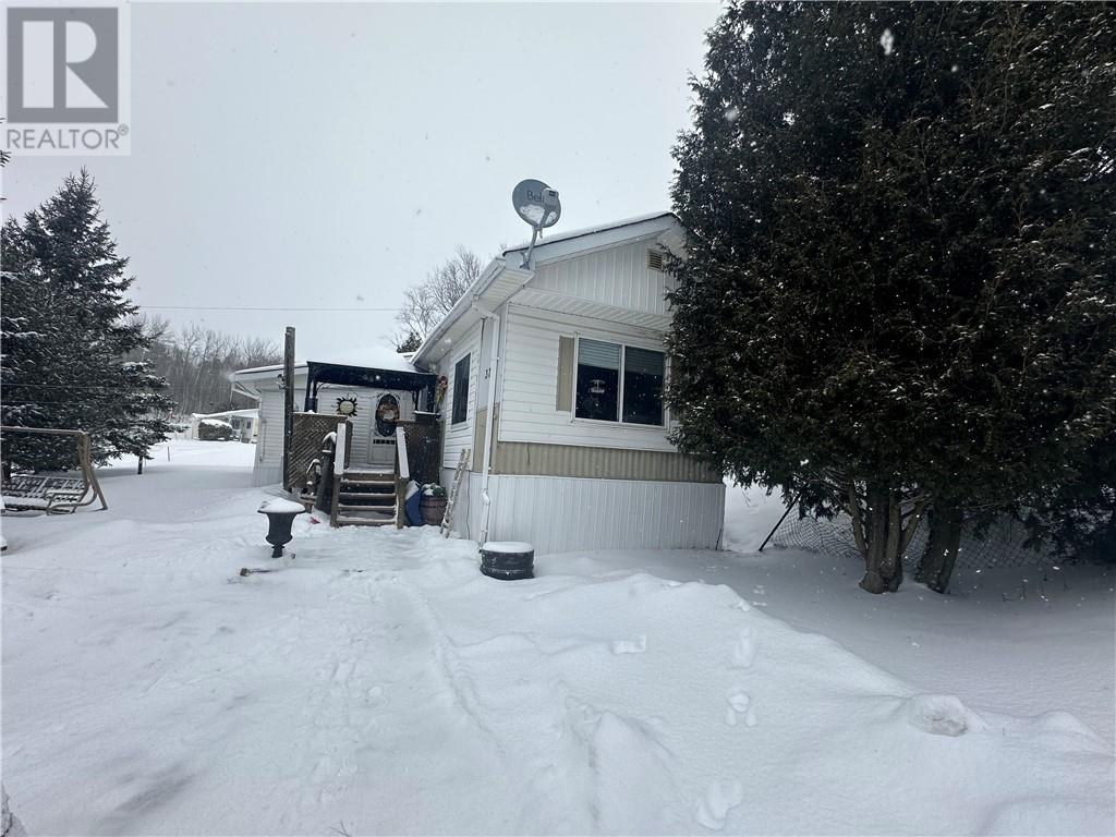 1622 Pioneer Road Unit# 37, Sudbury, Ontario  P3G 1B3 - Photo 2 - 2120567