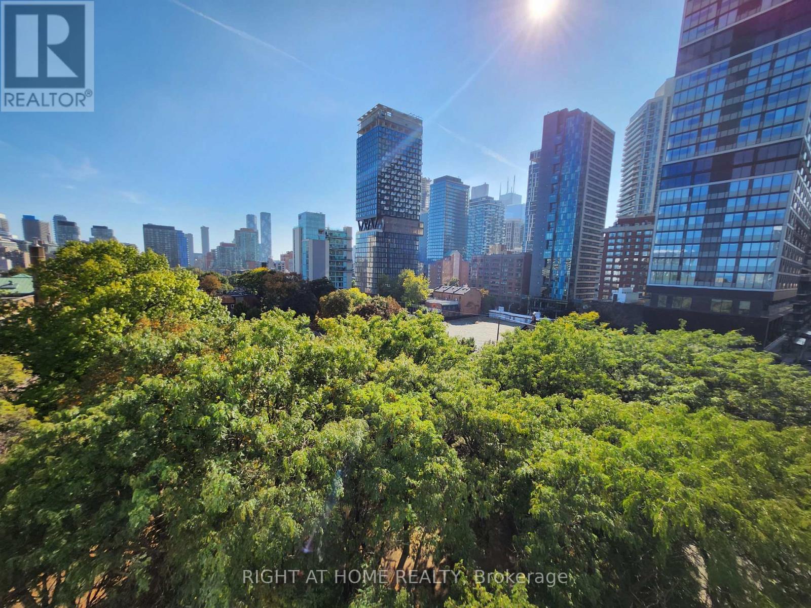Property at 805 - 219 DUNDAS STREET E image 1