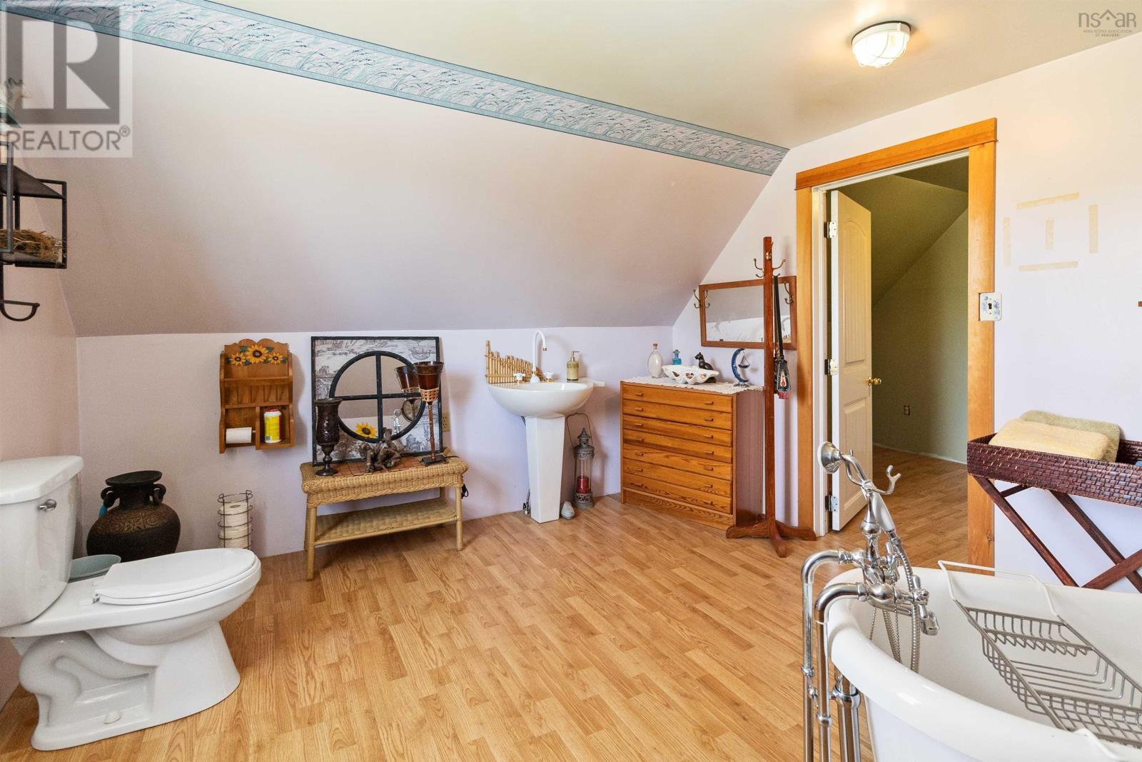 8754 Highway 331, Voglers Cove, Nova Scotia  B0J 2H0 - Photo 38 - 202502100