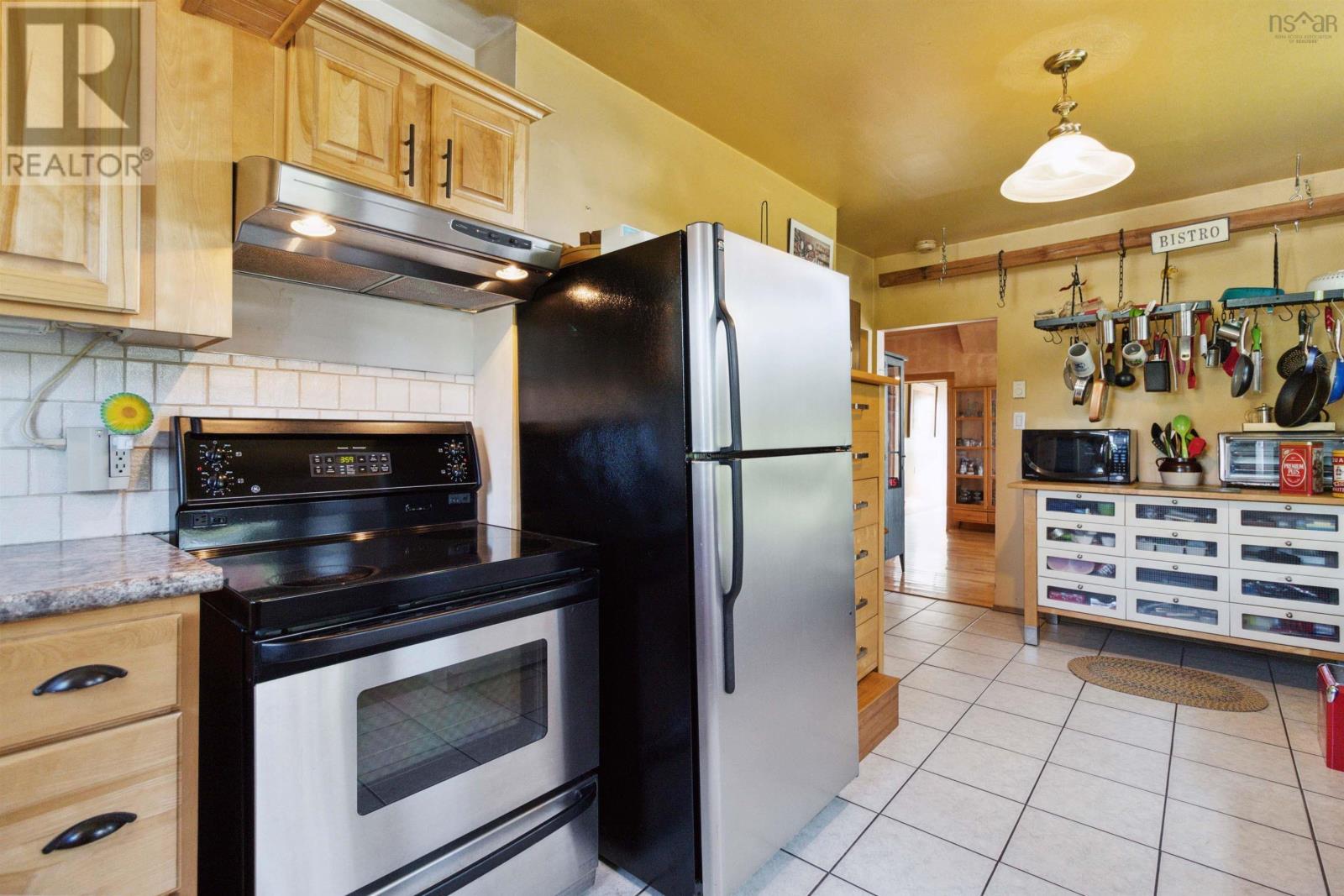 8754 Highway 331, Voglers Cove, Nova Scotia  B0J 2H0 - Photo 22 - 202502102