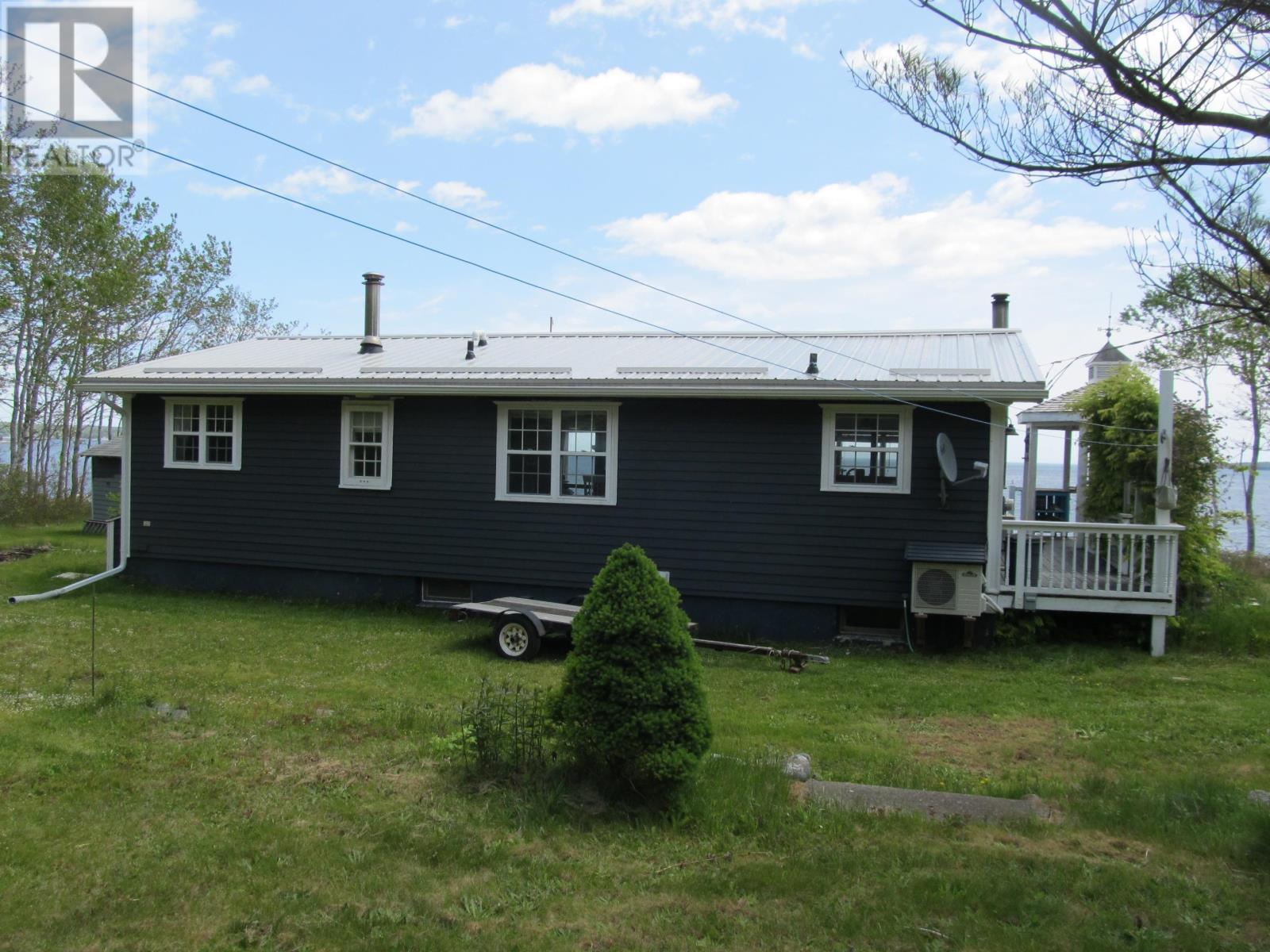 258 Bells Point Road, Port Mouton, Nova Scotia  B0T 1T0 - Photo 4 - 202502119