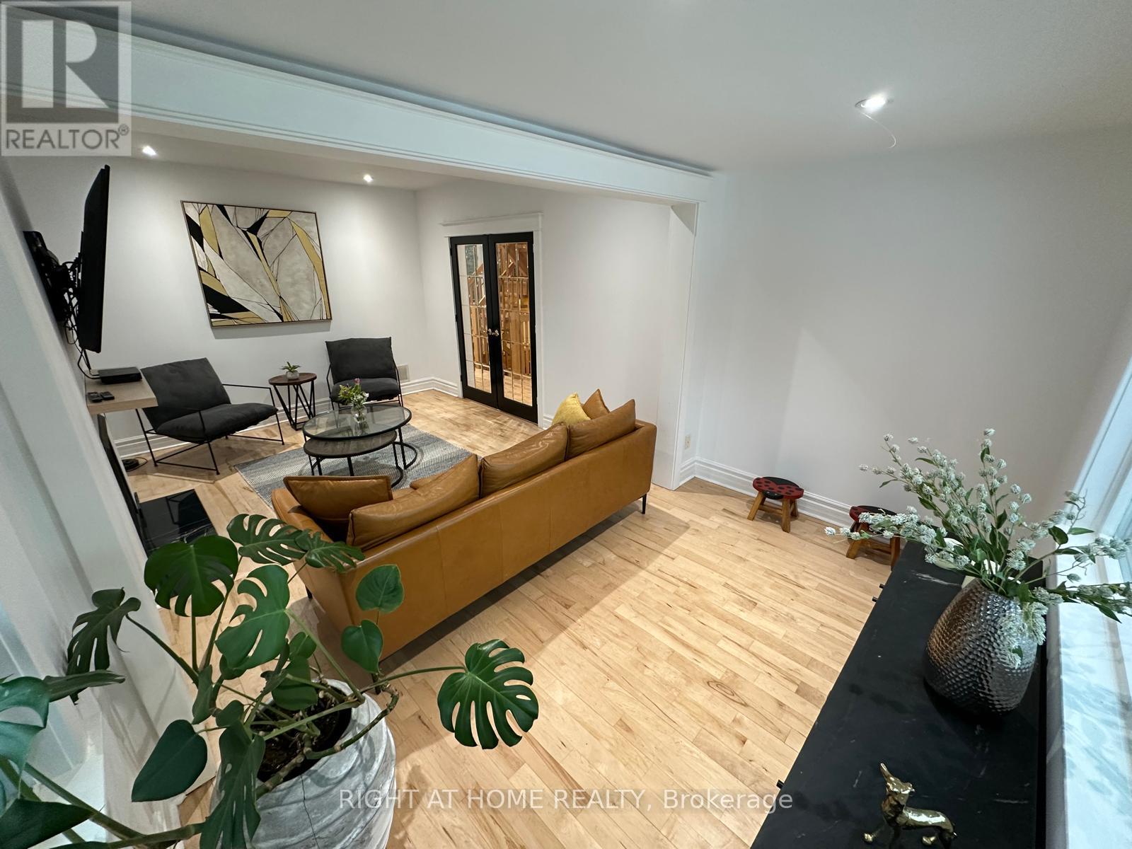 Property at 56 THIRTY THIRD STREET image 5