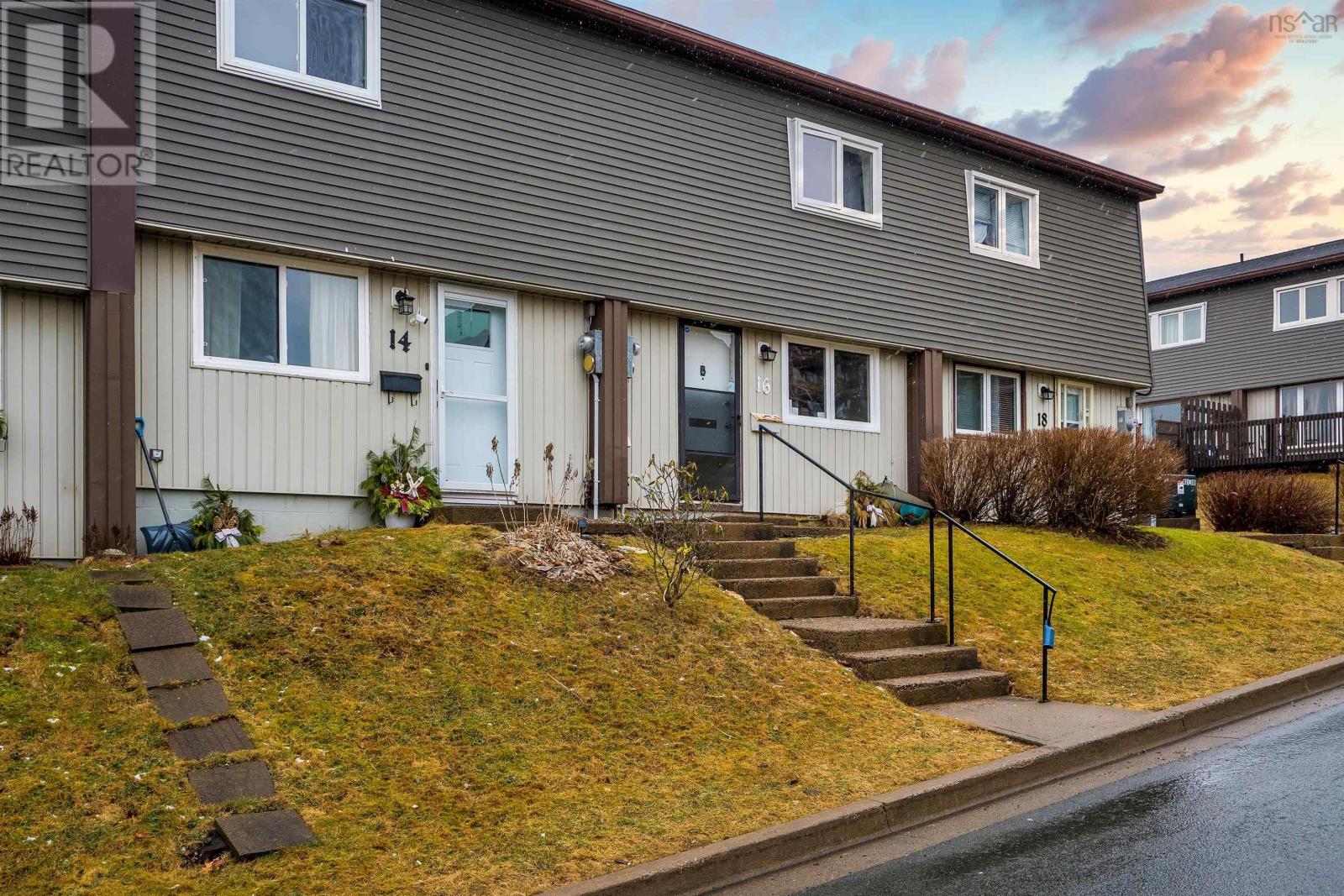 14 Abbey Road, Halifax, Nova Scotia  B3P 2L4 - Photo 2 - 202502132