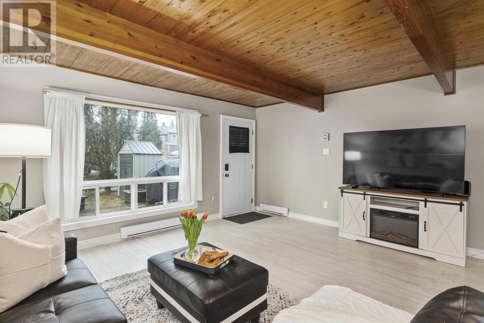 14 Abbey Road, Halifax, Nova Scotia  B3P 2L4 - Photo 3 - 202502132