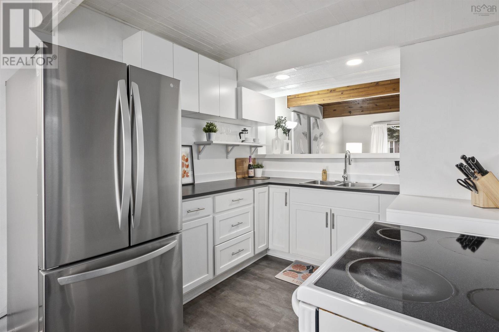 14 Abbey Road, Halifax, Nova Scotia  B3P 2L4 - Photo 8 - 202502132