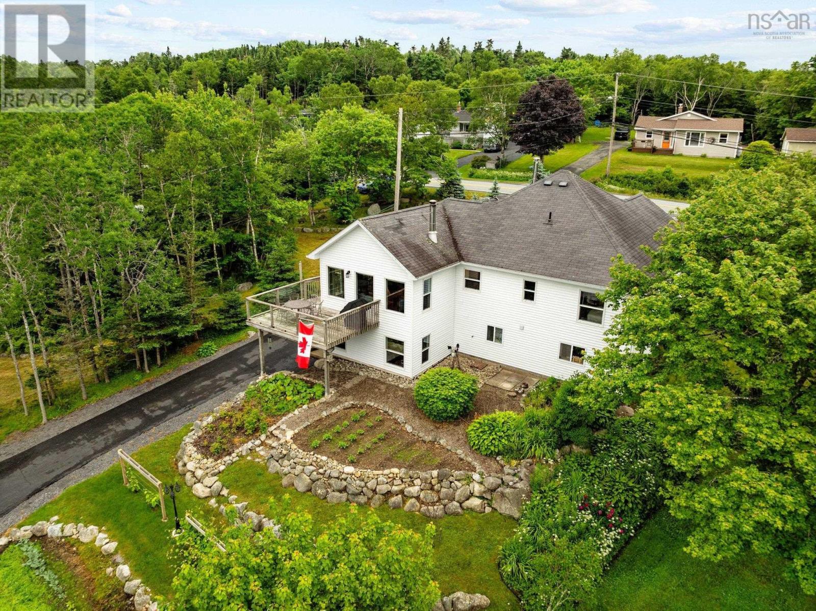 1072 Terence Bay Road, Terence Bay, Nova Scotia  B3T 1X5 - Photo 26 - 202502135