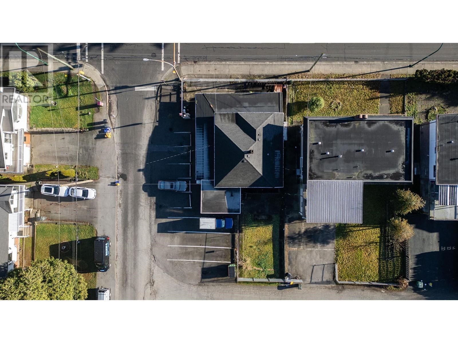 4726 Canada Way, Burnaby, British Columbia  V5G 1L2 - Photo 8 - C8066278