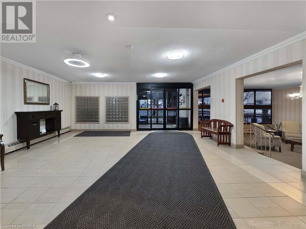 640 West Street Unit# 302, Brantford, Ontario  N3R 6M3 - Photo 7 - 40684056