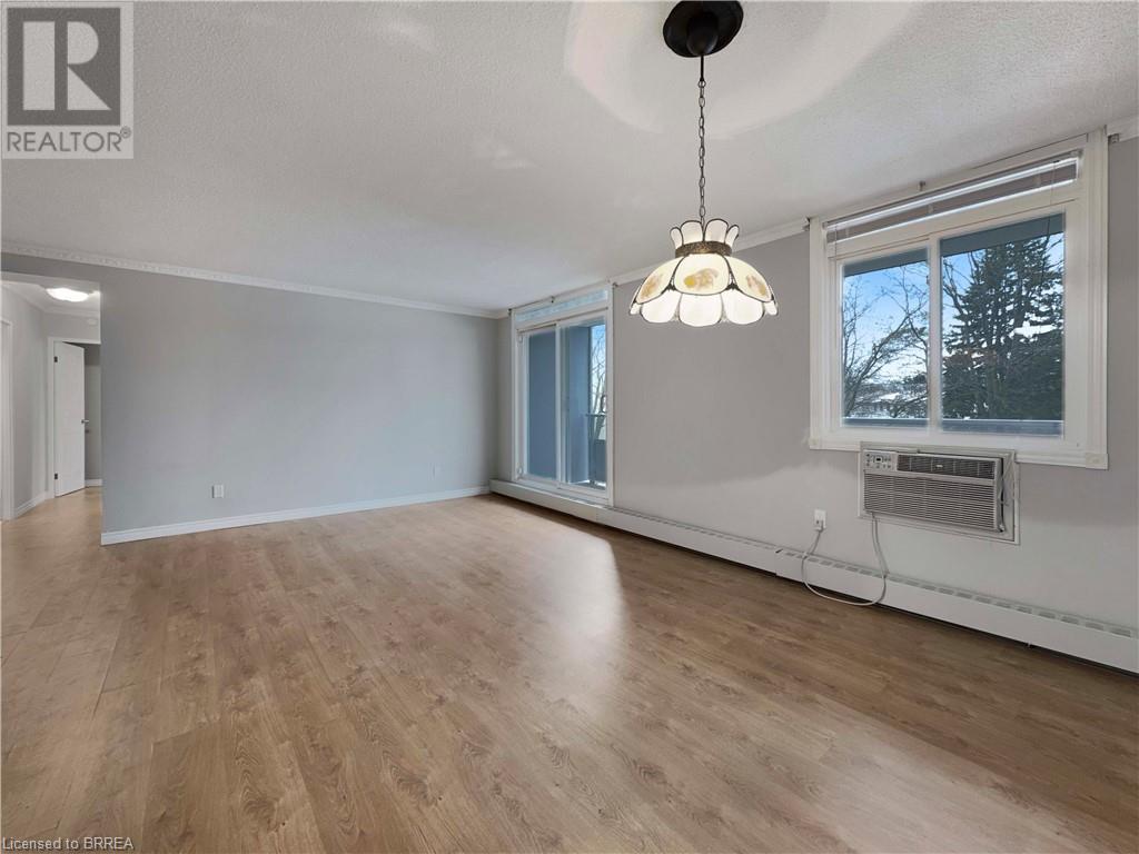 640 West Street Unit# 302, Brantford, Ontario  N3R 6M3 - Photo 13 - 40684056