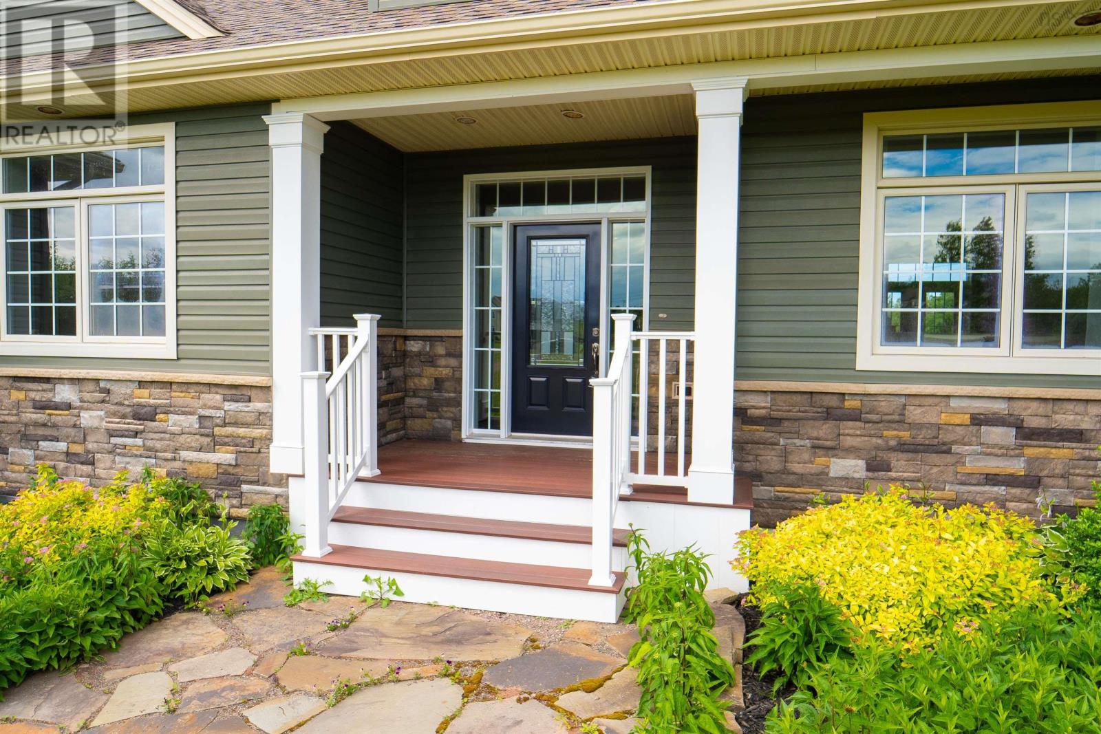 37 Duckling Dell, Amherst, Nova Scotia  B4H 3Y2 - Photo 11 - 202502141