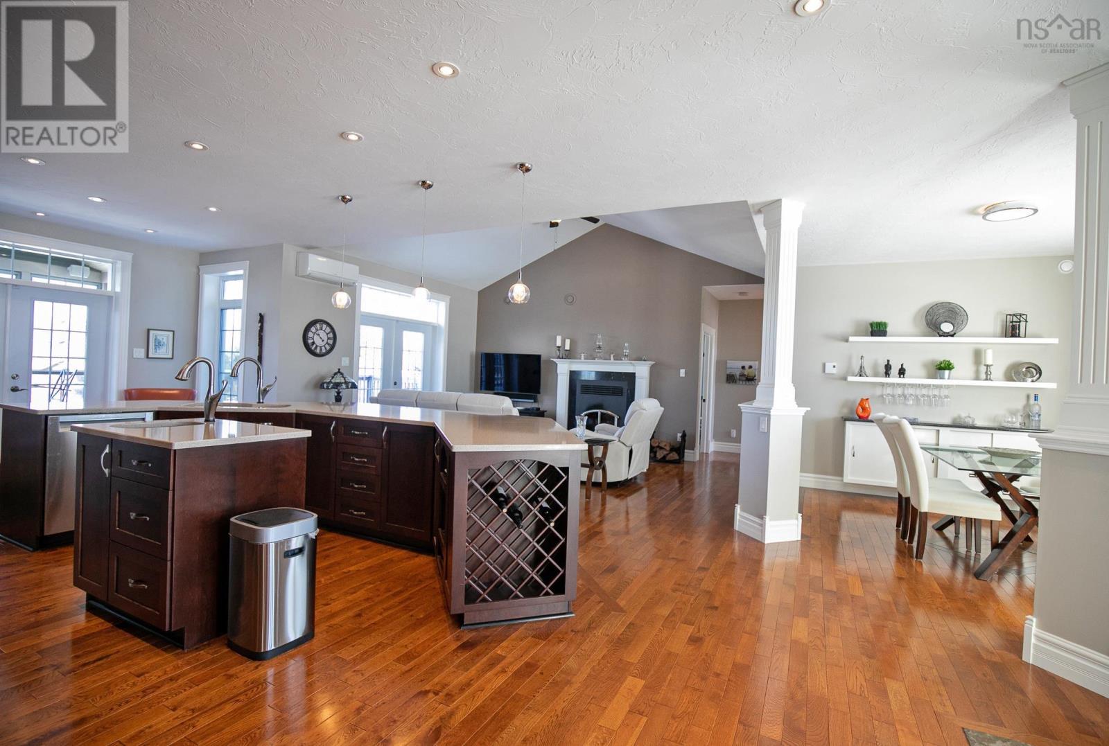 37 Duckling Dell, Amherst, Nova Scotia  B4H 3Y2 - Photo 28 - 202502141