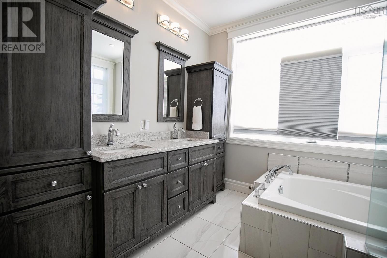 37 Duckling Dell, Amherst, Nova Scotia  B4H 3Y2 - Photo 36 - 202502141