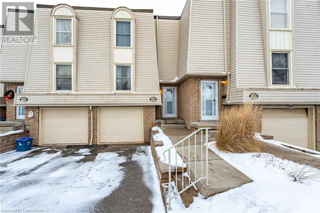662 GREY Street Unit# F, Brantford, Ontario