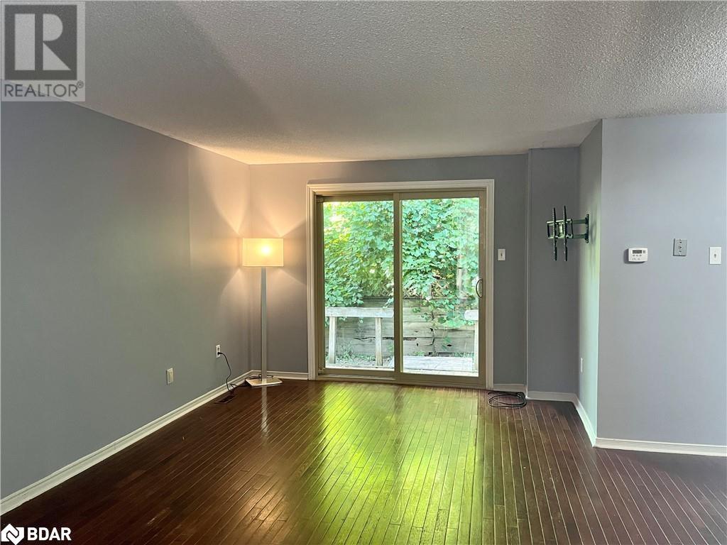 42 Shadowood Road, Barrie, Ontario  L4N 7K5 - Photo 2 - 40695333