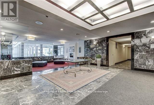 910 - 5765 Yonge Street, Toronto, Ontario  M2M 4H9 - Photo 2 - C11950370