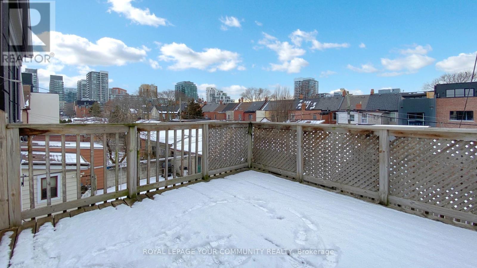 Upper - 176 Lisgar Street, Toronto, Ontario  M6J 3G3 - Photo 16 - C11950939