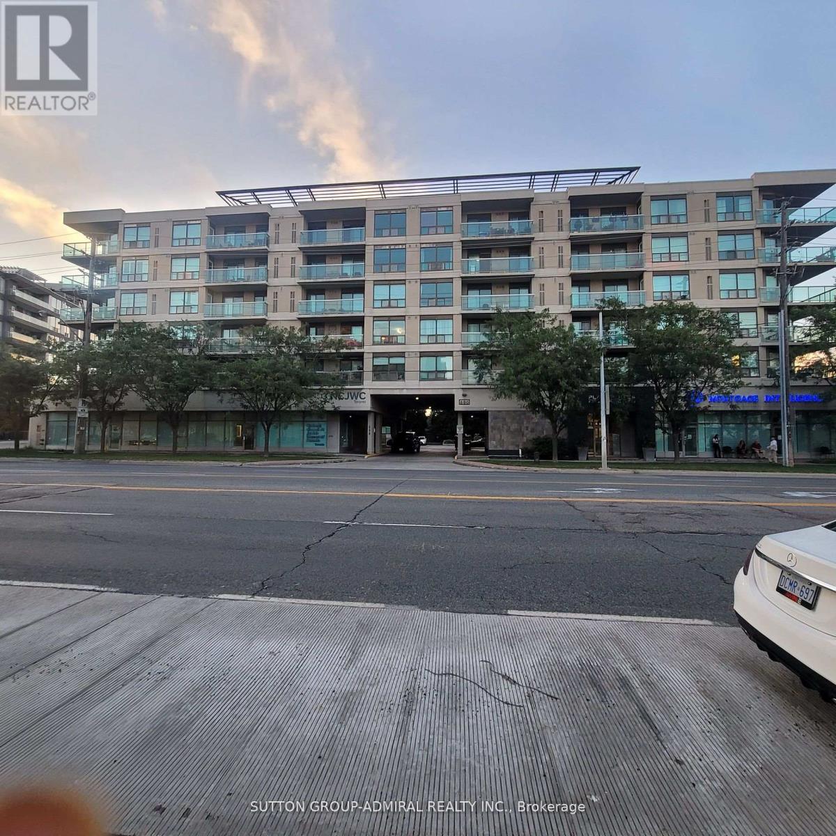 114 - 890 Sheppard Avenue W, Toronto, Ontario  M3H 6B9 - Photo 1 - C11951299